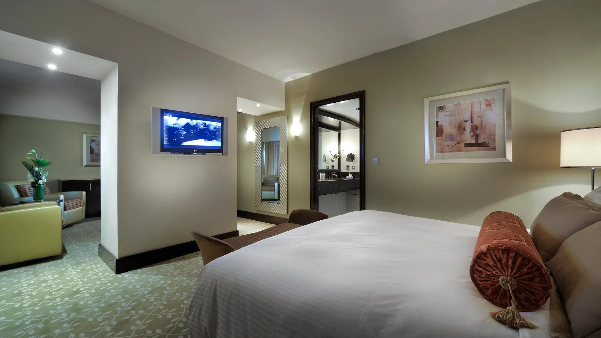 Intercontinental Abu Dhabi By Ihg Hotel 5*,