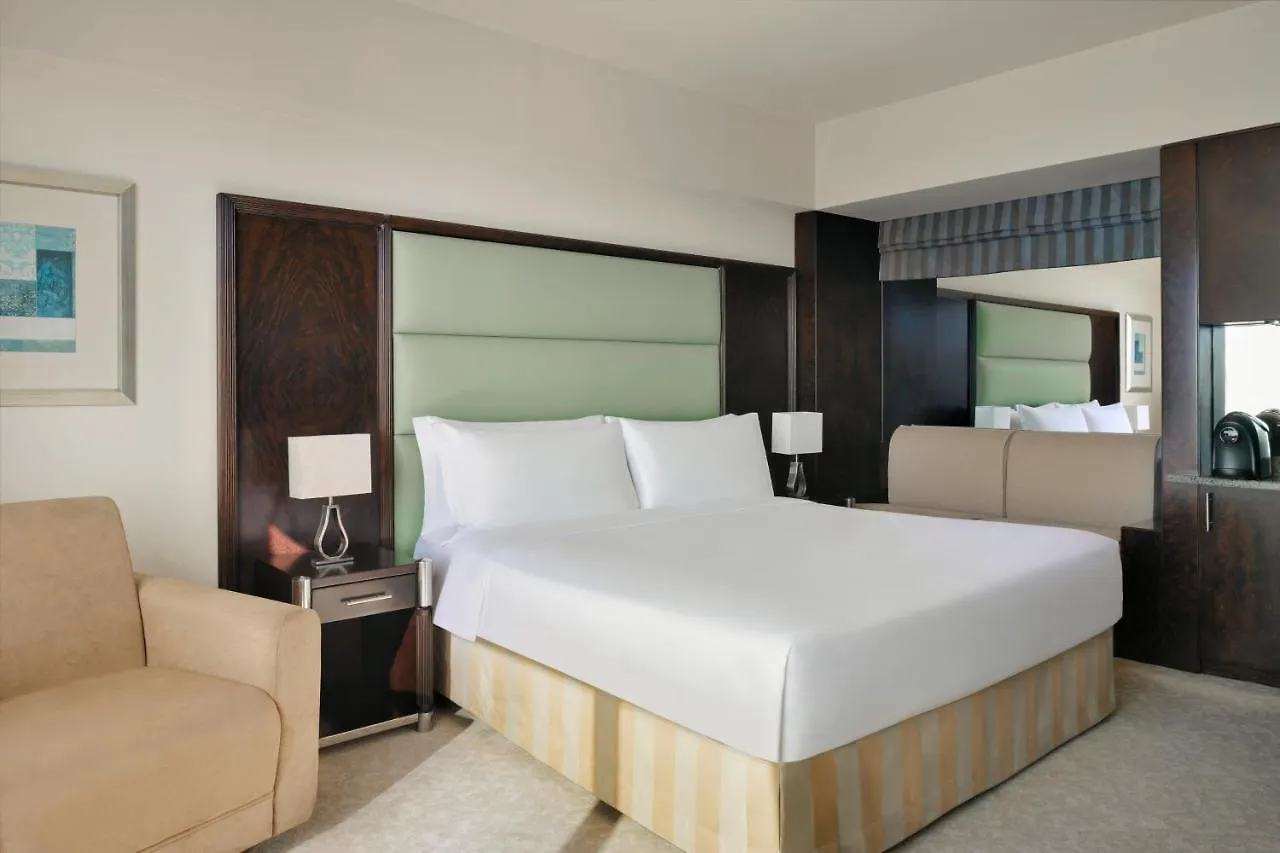 Intercontinental Abu Dhabi By Ihg Hotel 5*,