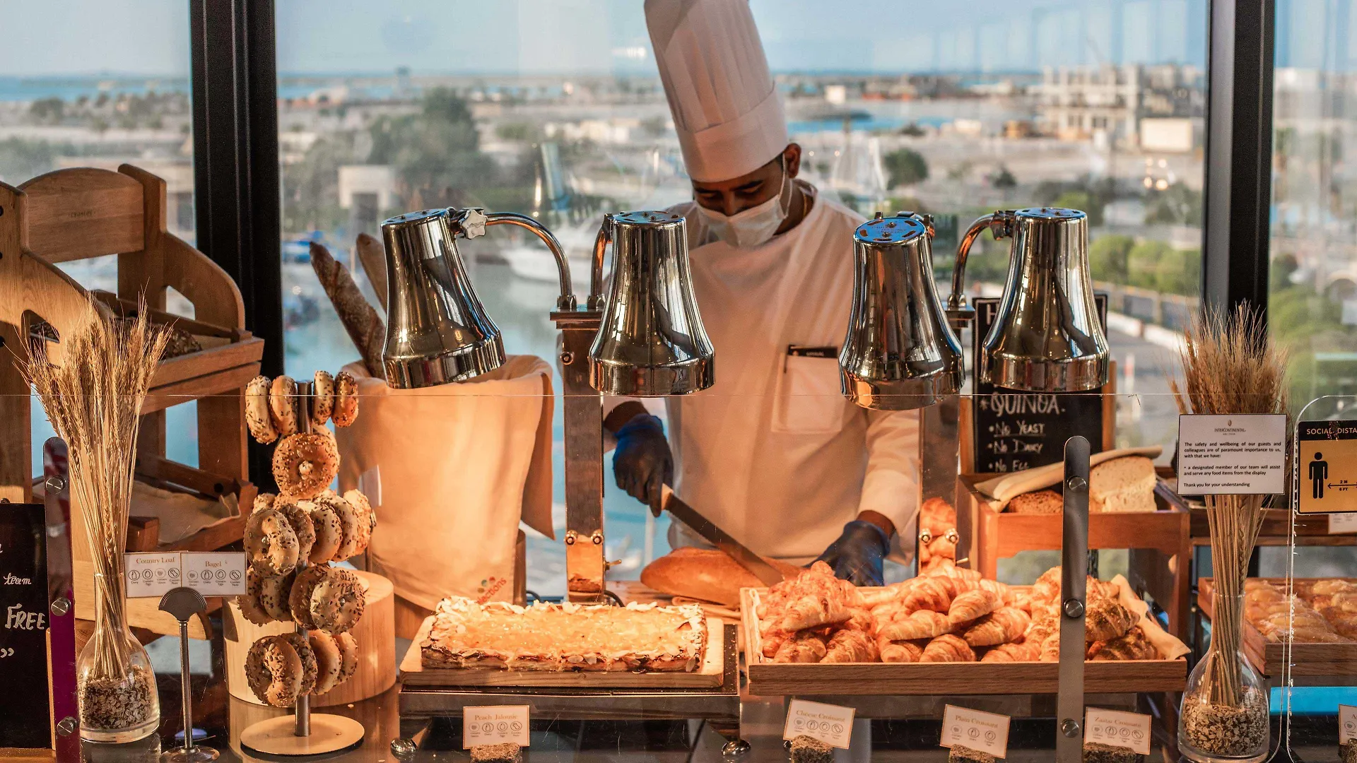 Intercontinental Abu Dhabi By Ihg Hotel Feriested