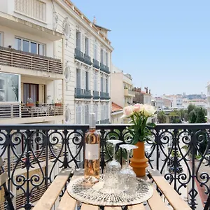 Comfortable W Balcony Center Tgv , Cannes France