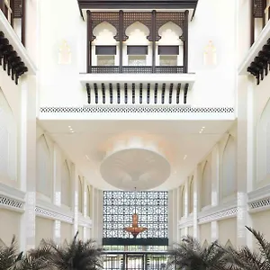 Bab Al Qasr Apart-hotel